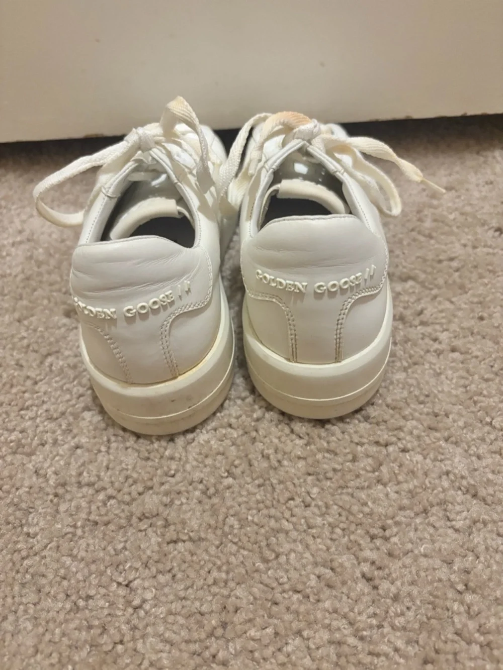Golden Goose White Leather Low-Top Sneakers - Picture 3 of 4